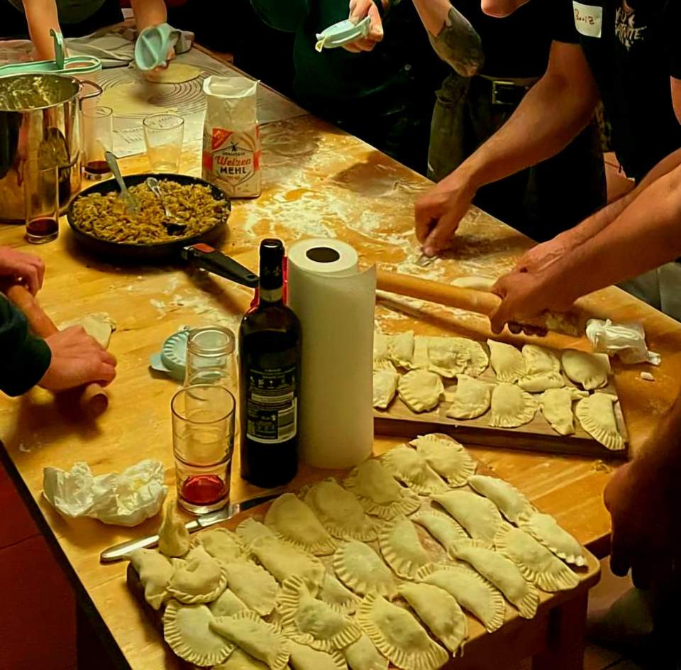 Foods, Friends & Fun!: Sambusa Night — 3